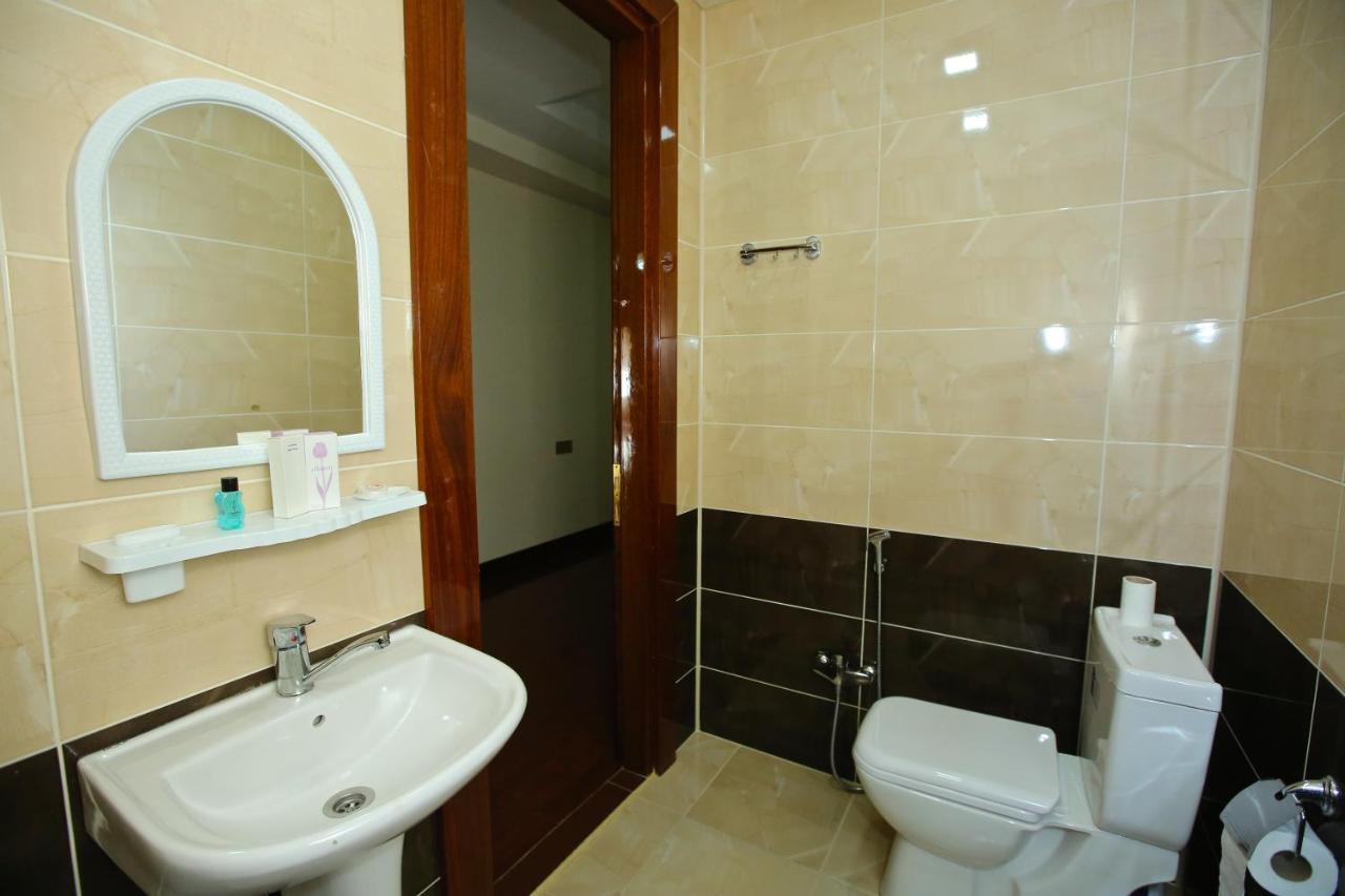 Rusel Hotel Baku Exterior foto
